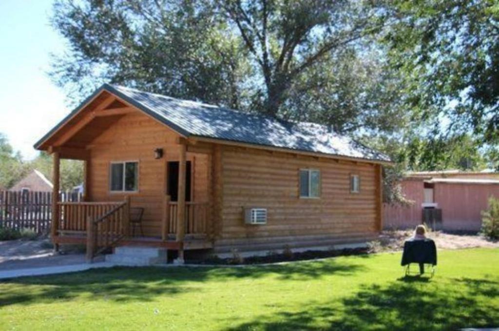 Pine Tree Inn Panaca Экстерьер фото